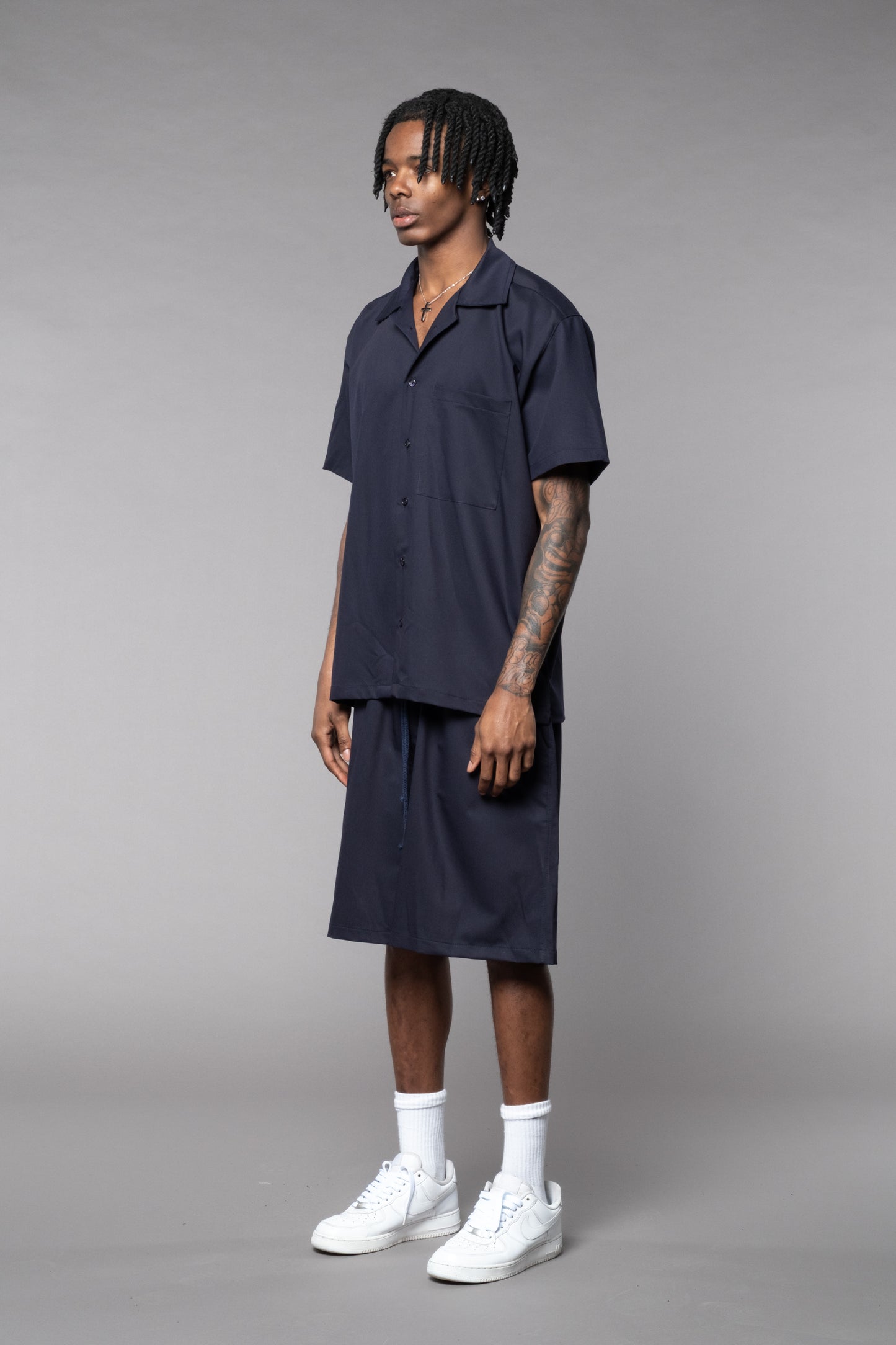 COORDINATO CAMICIA E BERMUDA BLU