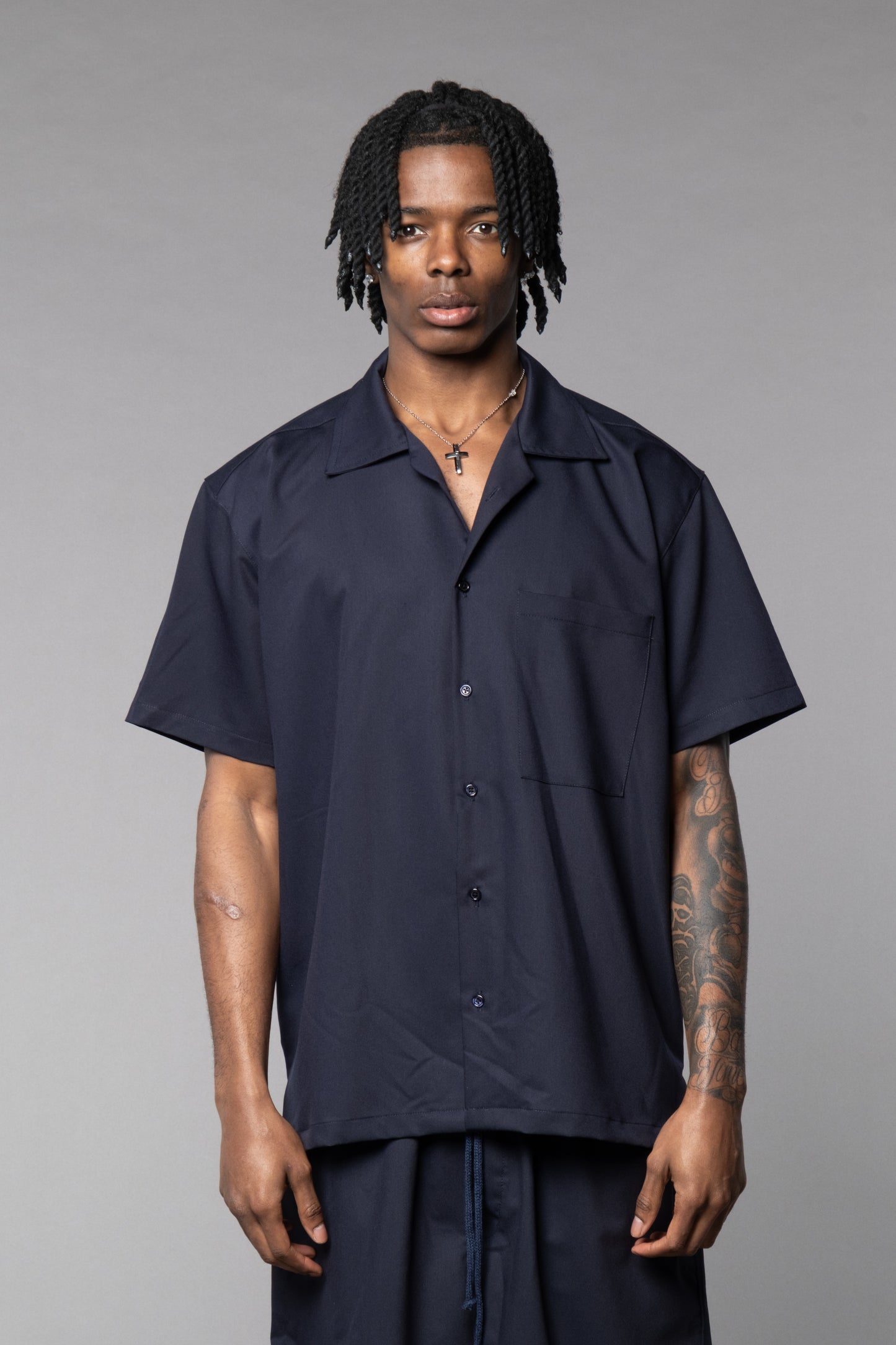 COORDINATO CAMICIA E BERMUDA BLU