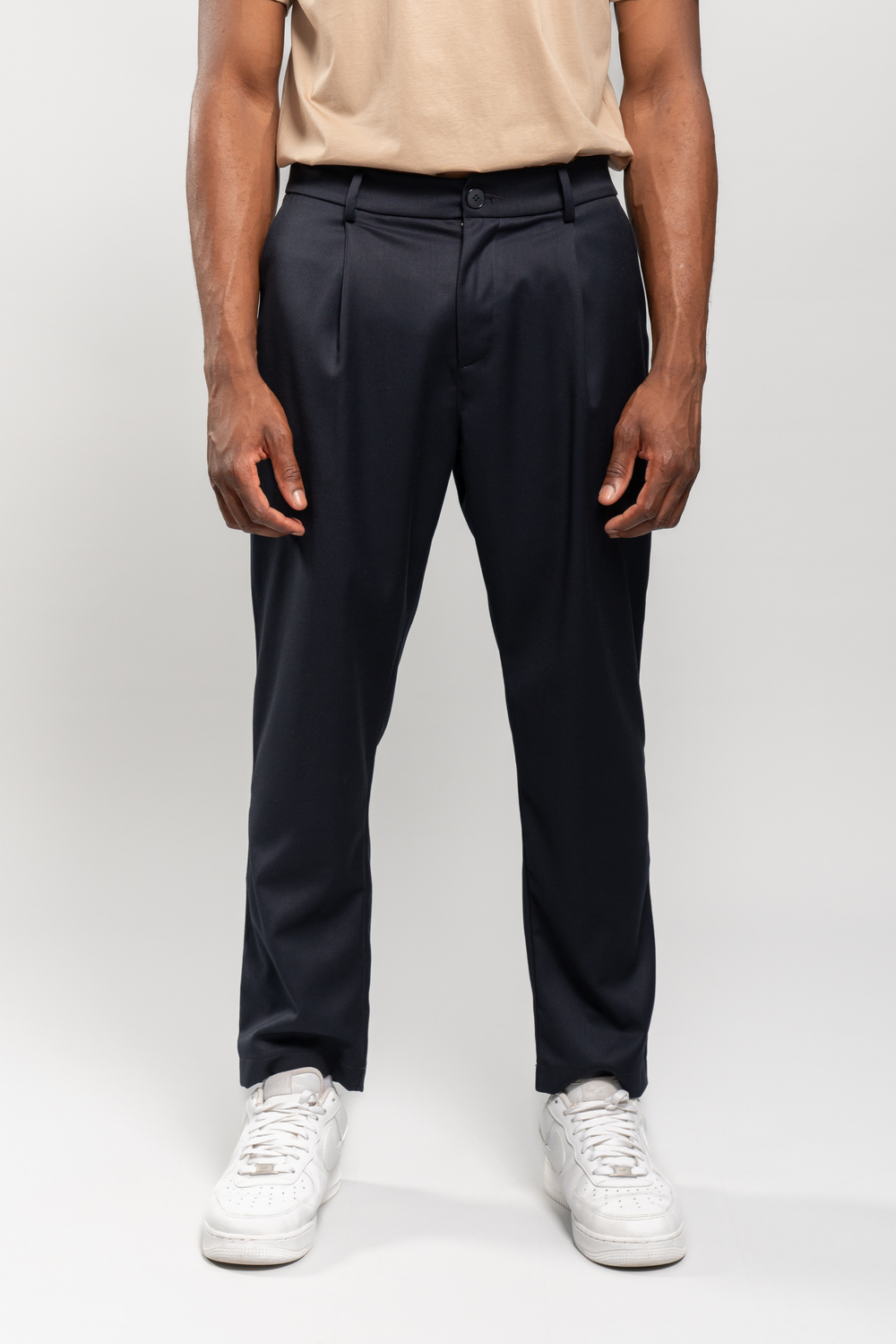 Pantalones negros clásicos